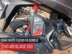 Thay nhớt Fuchs Silkolene Scoot Sport 4 cho xe AirBlade 160 có tốt không?